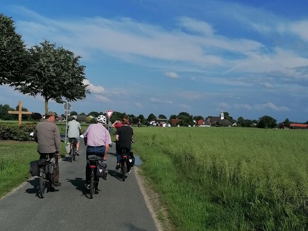 Radfahrer von hinten